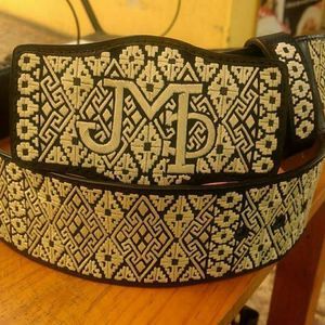 Meet your Posher, Manuel